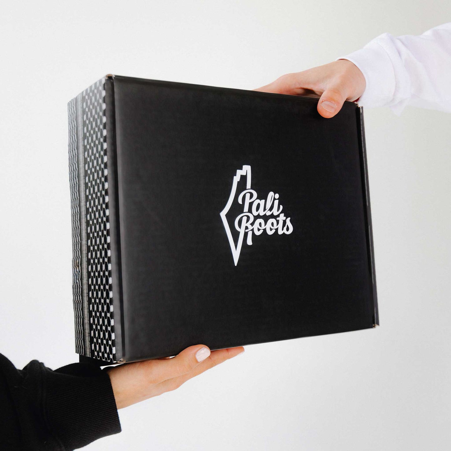 Pali Gift Box